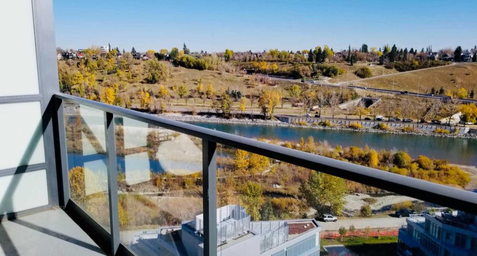 128 2 Street, Calgary, Alberta T2P 4V9, 1 Bedroom Bedrooms, ,1 BathroomBathrooms,Residential,For Sale,2,A2296047