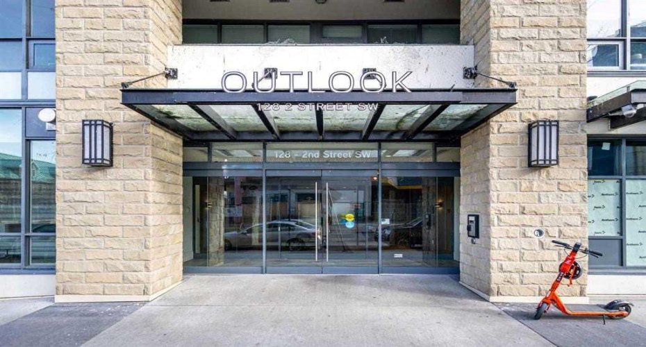 128 2 Street, Calgary, Alberta T2P 4V9, 1 Bedroom Bedrooms, ,1 BathroomBathrooms,Residential,For Sale,2,A2296047