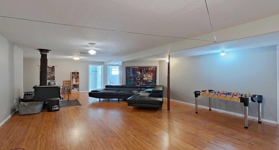 74120 100 Range Road, Kinuso, Alberta T0G 2K0, 5 Bedrooms Bedrooms, ,4 BathroomsBathrooms,Residential,For Sale,100 Range,A2293788