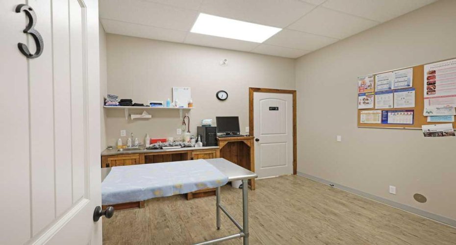 50 Upland Boulevard, Brooks, Alberta T1R 0N9, ,Commercial,For Sale,Upland,A2294155