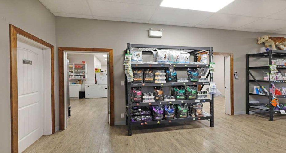 50 Upland Boulevard, Brooks, Alberta T1R 0N9, ,Commercial,For Sale,Upland,A2294155