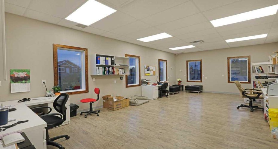 50 Upland Boulevard, Brooks, Alberta T1R 0N9, ,Commercial,For Sale,Upland,A2294155