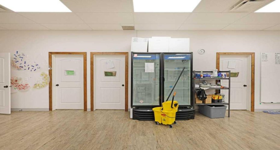 50 Upland Boulevard, Brooks, Alberta T1R 0N9, ,Commercial,For Sale,Upland,A2294155