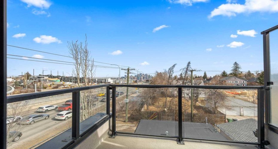1400 26A Street, Calgary, Alberta T3C 1K8, 4 Bedrooms Bedrooms, ,5 BathroomsBathrooms,Residential,For Sale,26A,A2294919