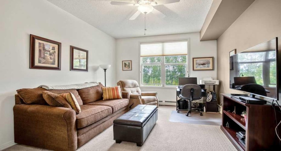 1 Crystal Green Lane, Okotoks, Alberta T1S 0C5, 2 Bedrooms Bedrooms, ,2 BathroomsBathrooms,Residential,For Sale,Crystal Green,A2295589