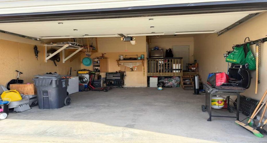 222 6A Street, Stirling, Alberta T0K 2E0, 5 Bedrooms Bedrooms, ,3 BathroomsBathrooms,Residential,For Sale,6A,A2295600