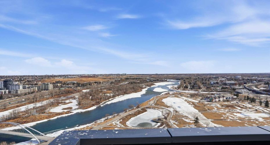 615 6 Avenue, Calgary, Alberta T2G 1S2, 1 Bedroom Bedrooms, ,1 BathroomBathrooms,Residential,For Sale,6,A2295616