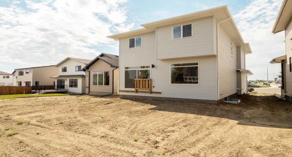 714 Violet Place, Lethbridge, Alberta T1J5V1, 3 Bedrooms Bedrooms, ,3 BathroomsBathrooms,Residential,For Sale,Violet,A2180225