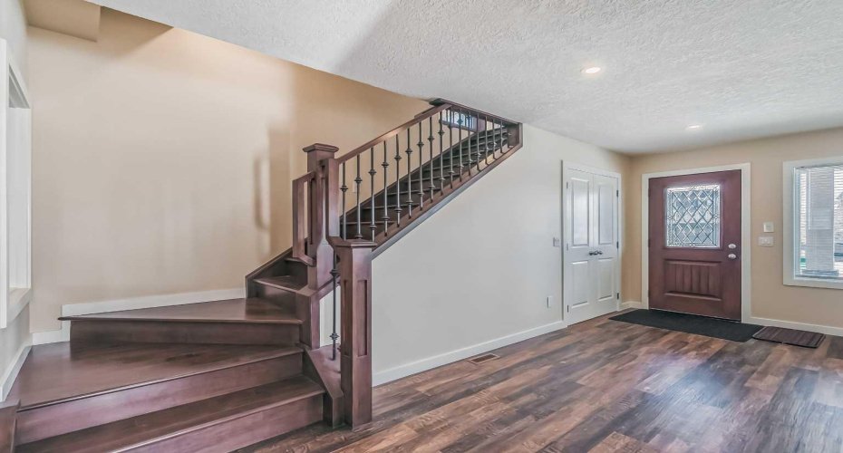 23 Cheltenham Road, Calgary, Alberta T2L 0M4, 4 Bedrooms Bedrooms, ,4 BathroomsBathrooms,Residential,For Sale,Cheltenham,A2283265