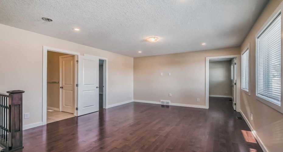 23 Cheltenham Road, Calgary, Alberta T2L 0M4, 4 Bedrooms Bedrooms, ,4 BathroomsBathrooms,Residential,For Sale,Cheltenham,A2283265