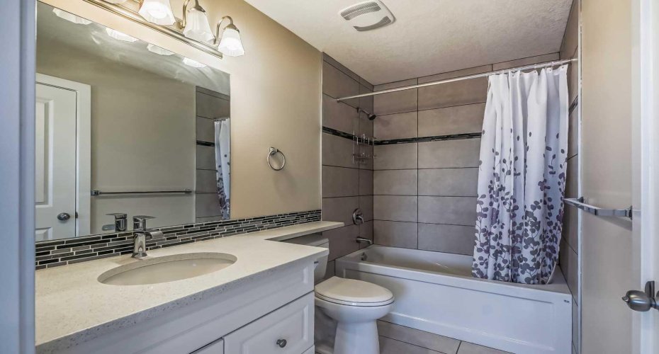 23 Cheltenham Road, Calgary, Alberta T2L 0M4, 4 Bedrooms Bedrooms, ,4 BathroomsBathrooms,Residential,For Sale,Cheltenham,A2283265
