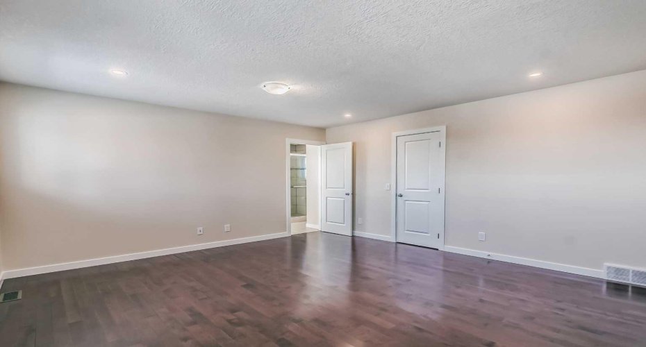 23 Cheltenham Road, Calgary, Alberta T2L 0M4, 4 Bedrooms Bedrooms, ,4 BathroomsBathrooms,Residential,For Sale,Cheltenham,A2283265