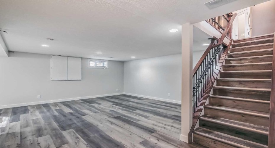 23 Cheltenham Road, Calgary, Alberta T2L 0M4, 4 Bedrooms Bedrooms, ,4 BathroomsBathrooms,Residential,For Sale,Cheltenham,A2283265