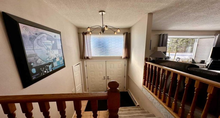 212072 TWP RD 9-4, Rural Lethbridge County, Alberta T1J5R2, 4 Bedrooms Bedrooms, ,2 BathroomsBathrooms,Agri-business,For Sale,TWP RD 9-4,A2288383