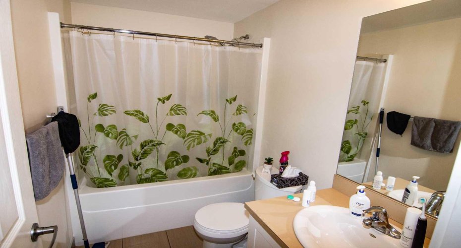 30 Brentwood Common, Calgary, Alberta T2L 2J9, 1 Bedroom Bedrooms, ,1 BathroomBathrooms,Residential,For Sale,Brentwood,A2291777