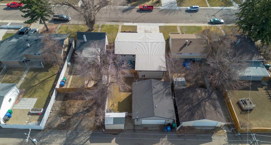 1907 7A Avenue, Lethbridge, Alberta T1H 0Z8, 4 Bedrooms Bedrooms, ,2 BathroomsBathrooms,Residential,For Sale,7A,A2292410