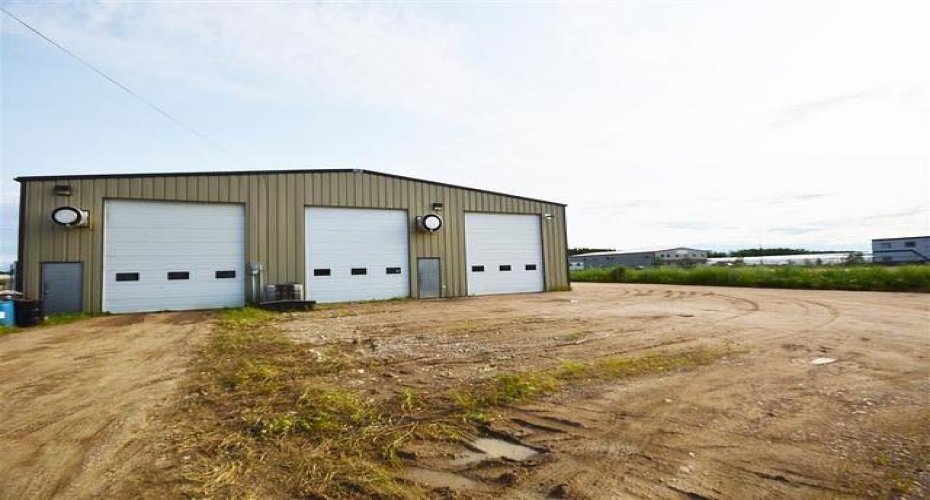 4911 55 Avenue, Bonnyville, Alberta T9N 2J7, ,Commercial,For Sale,55,A2294015