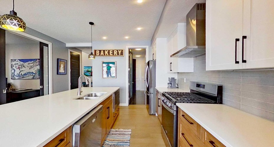 163 Sundown Crescent, Cochrane, Alberta T4C2A6, 3 Bedrooms Bedrooms, ,3 BathroomsBathrooms,Residential,For Sale,Sundown,A2294098