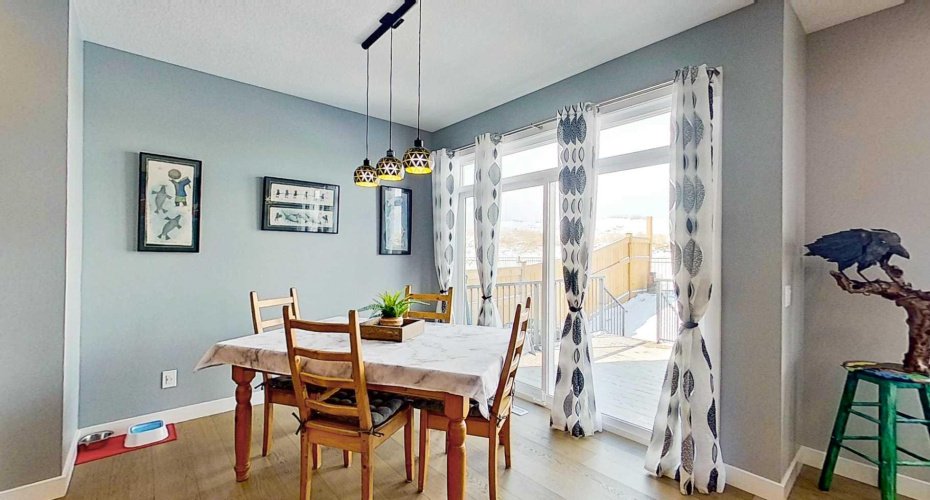 163 Sundown Crescent, Cochrane, Alberta T4C2A6, 3 Bedrooms Bedrooms, ,3 BathroomsBathrooms,Residential,For Sale,Sundown,A2294098