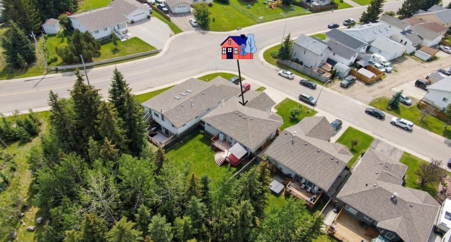 189 Sitar Crescent, Hinton, Alberta T7V 1S7, 5 Bedrooms Bedrooms, ,3 BathroomsBathrooms,Residential,For Sale,Sitar,A2295278