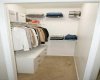 Walking Closet