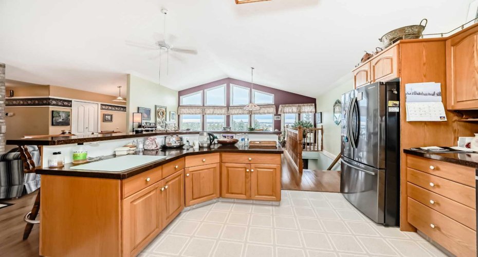 5205 55St., Rimbey, Alberta T0C 2J0, 3 Bedrooms Bedrooms, ,4 BathroomsBathrooms,Residential,For Sale,55St.,A2295365