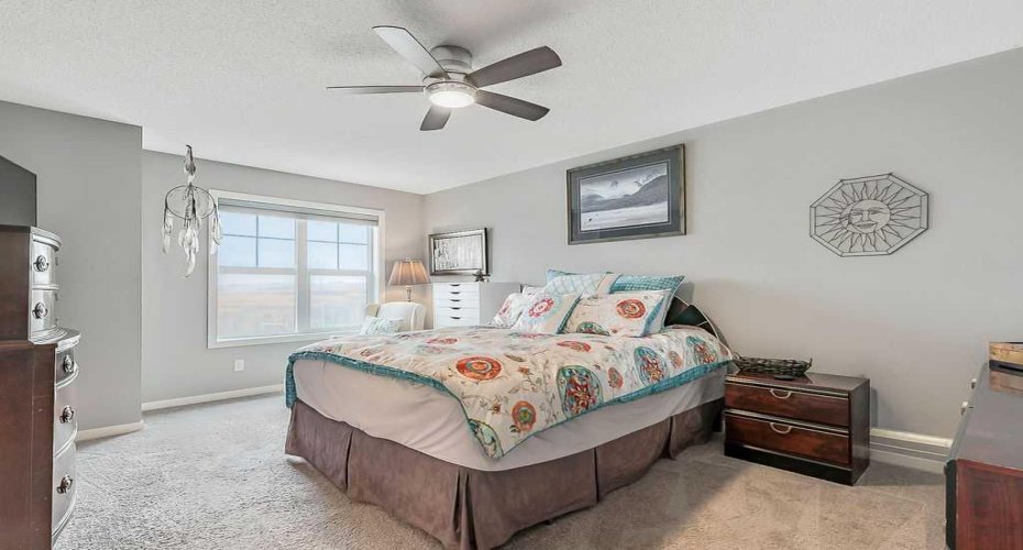 101 Sunset Drive, Cochrane, Alberta T4C 0W8, 3 Bedrooms Bedrooms, ,4 BathroomsBathrooms,Residential,For Sale,Sunset,A2295489