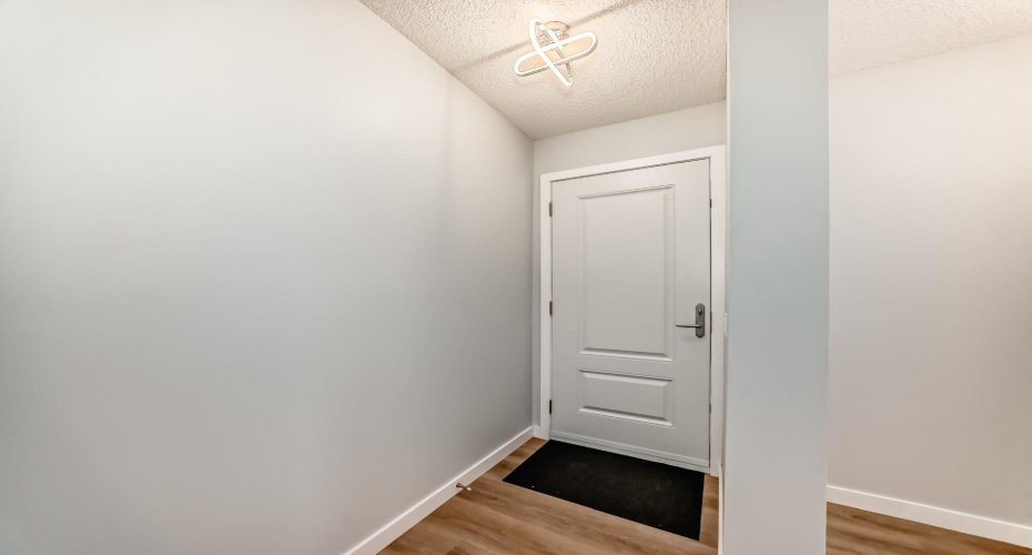 6915 Ranchview Drive, Calgary, Alberta T3G 1R8, 3 Bedrooms Bedrooms, ,2 BathroomsBathrooms,Residential,For Sale,Ranchview,A2295507