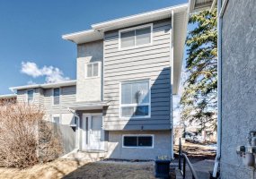 6915 Ranchview Drive, Calgary, Alberta T3G 1R8, 3 Bedrooms Bedrooms, ,2 BathroomsBathrooms,Residential,For Sale,Ranchview,A2295507
