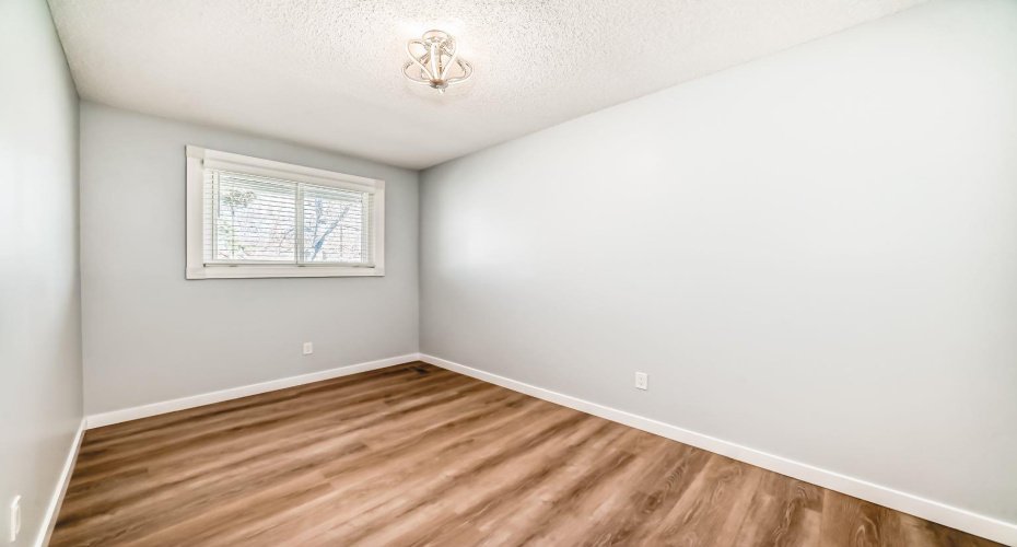 6915 Ranchview Drive, Calgary, Alberta T3G 1R8, 3 Bedrooms Bedrooms, ,2 BathroomsBathrooms,Residential,For Sale,Ranchview,A2295507