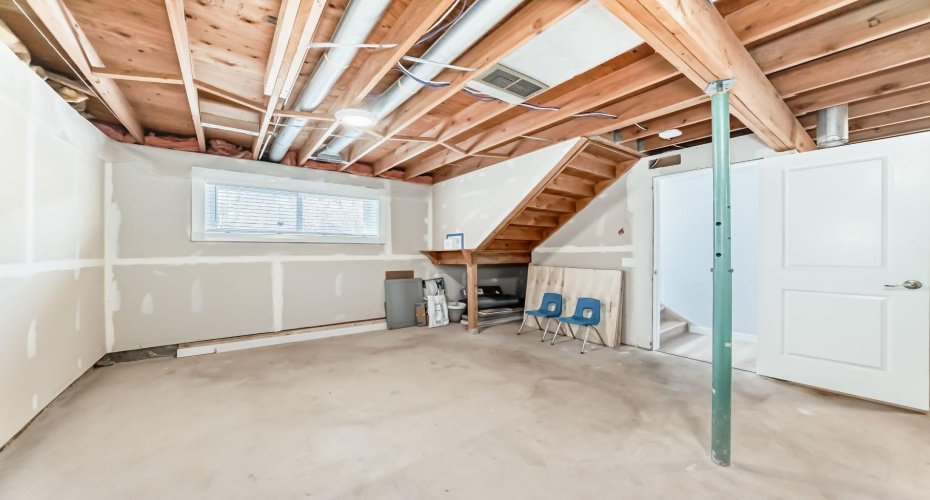 6915 Ranchview Drive, Calgary, Alberta T3G 1R8, 3 Bedrooms Bedrooms, ,2 BathroomsBathrooms,Residential,For Sale,Ranchview,A2295507