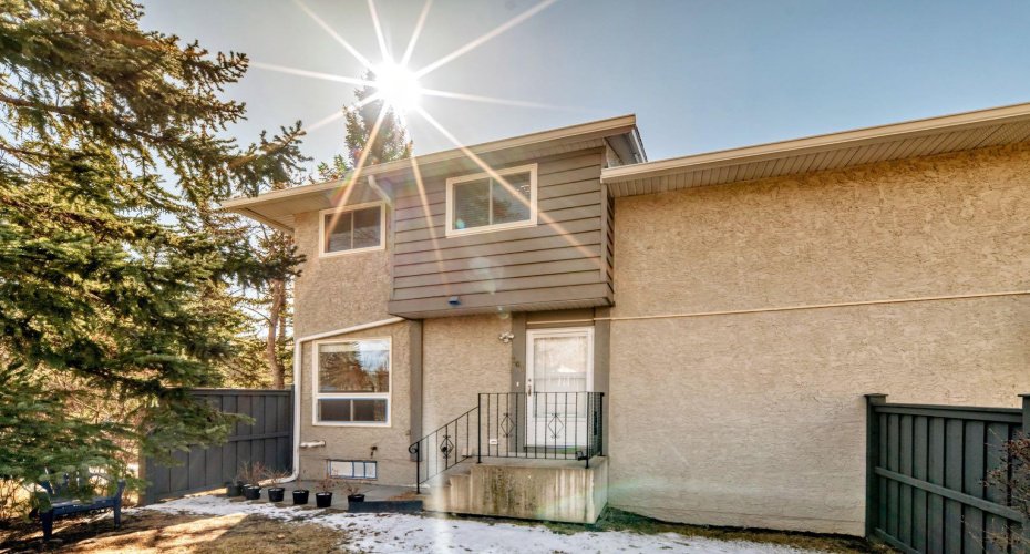 6915 Ranchview Drive, Calgary, Alberta T3G 1R8, 3 Bedrooms Bedrooms, ,2 BathroomsBathrooms,Residential,For Sale,Ranchview,A2295507