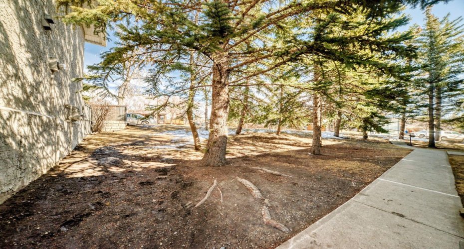 6915 Ranchview Drive, Calgary, Alberta T3G 1R8, 3 Bedrooms Bedrooms, ,2 BathroomsBathrooms,Residential,For Sale,Ranchview,A2295507