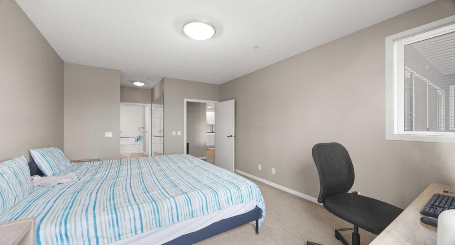 4818 Varsity Drive, Calgary, Alberta T3A 1A3, 2 Bedrooms Bedrooms, ,2 BathroomsBathrooms,Residential,For Sale,Varsity,A2296078