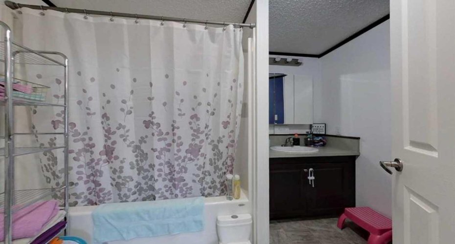 2330 Waskway Drive, Wabasca, Alberta T0G 2K0, 4 Bedrooms Bedrooms, ,2 BathroomsBathrooms,Residential,For Sale,Waskway,A2296237