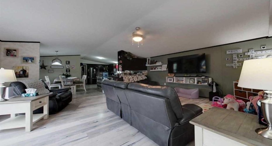 2330 Waskway Drive, Wabasca, Alberta T0G 2K0, 4 Bedrooms Bedrooms, ,2 BathroomsBathrooms,Residential,For Sale,Waskway,A2296237