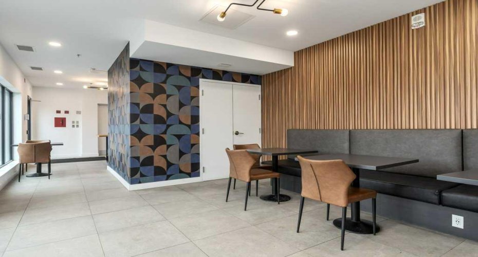 123 4 Street, Calgary, Alberta T2E 8K3, 1 Bedroom Bedrooms, ,1 BathroomBathrooms,Residential,For Sale,4,A2296376