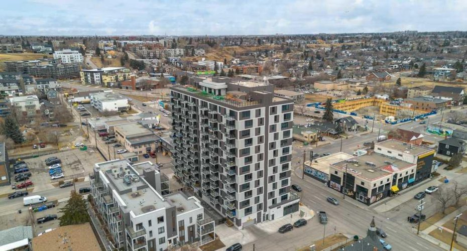 123 4 Street, Calgary, Alberta T2E 8K3, 1 Bedroom Bedrooms, ,1 BathroomBathrooms,Residential,For Sale,4,A2296376