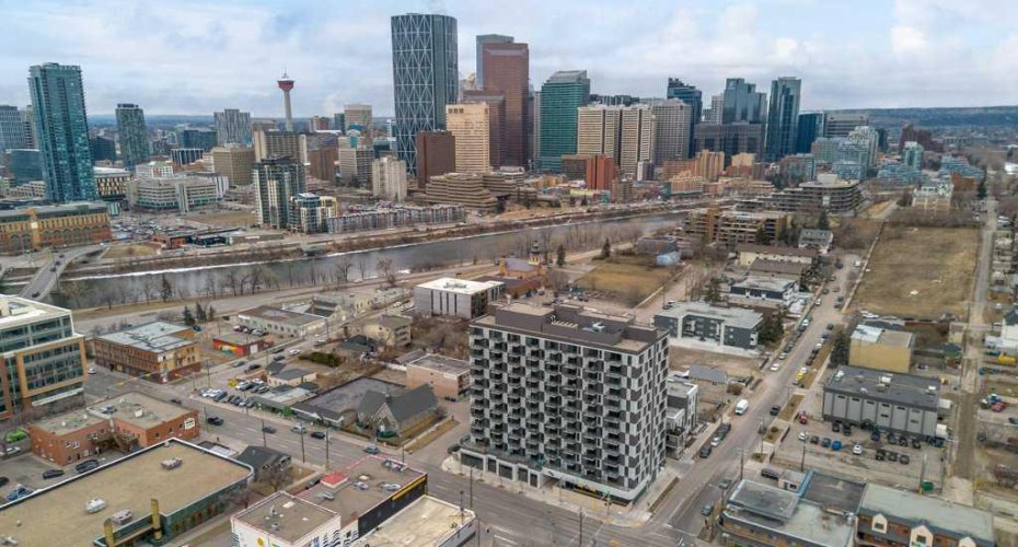 123 4 Street, Calgary, Alberta T2E 8K3, 1 Bedroom Bedrooms, ,1 BathroomBathrooms,Residential,For Sale,4,A2296376