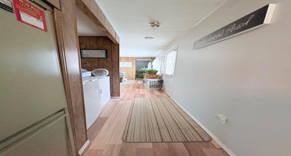#4 1 Street, Oyen, Alberta T0J2J0, 2 Bedrooms Bedrooms, ,1 BathroomBathrooms,Mobile,For Sale,1,A2296430