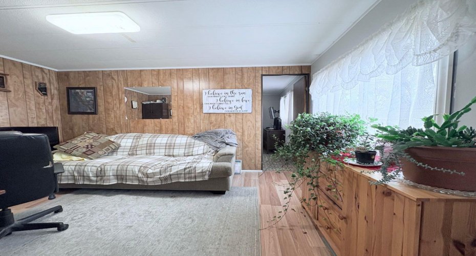 #4 1 Street, Oyen, Alberta T0J2J0, 2 Bedrooms Bedrooms, ,1 BathroomBathrooms,Mobile,For Sale,1,A2296430
