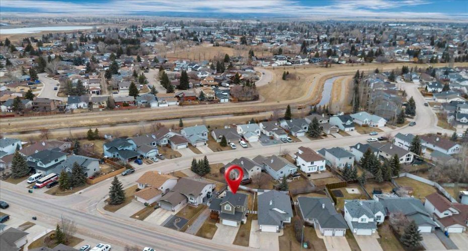 90 Parklane Drive, Strathmore, Alberta T1P 1R2, 3 Bedrooms Bedrooms, ,3 BathroomsBathrooms,Residential,For Sale,Parklane,A2296466