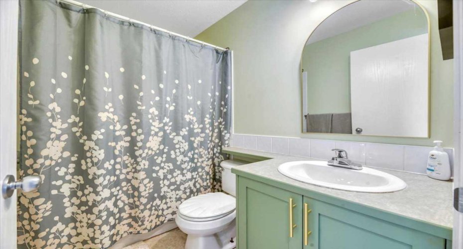 90 Parklane Drive, Strathmore, Alberta T1P 1R2, 3 Bedrooms Bedrooms, ,3 BathroomsBathrooms,Residential,For Sale,Parklane,A2296466