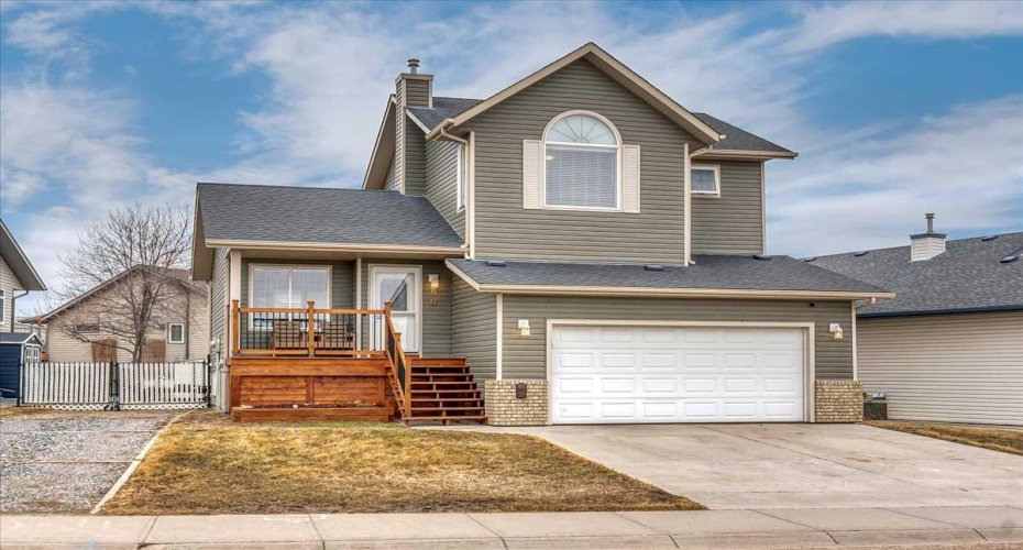 90 Parklane Drive, Strathmore, Alberta T1P 1R2, 3 Bedrooms Bedrooms, ,3 BathroomsBathrooms,Residential,For Sale,Parklane,A2296466