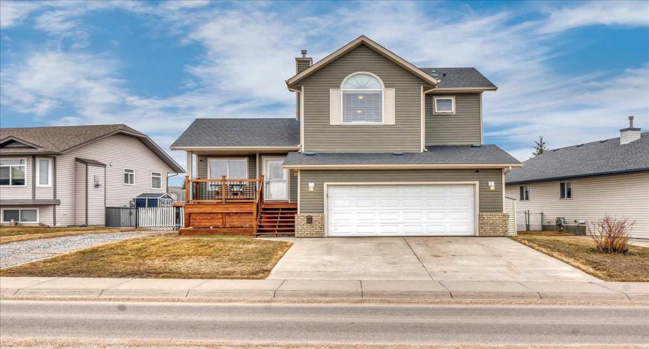90 Parklane Drive, Strathmore, Alberta T1P 1R2, 3 Bedrooms Bedrooms, ,3 BathroomsBathrooms,Residential,For Sale,Parklane,A2296466
