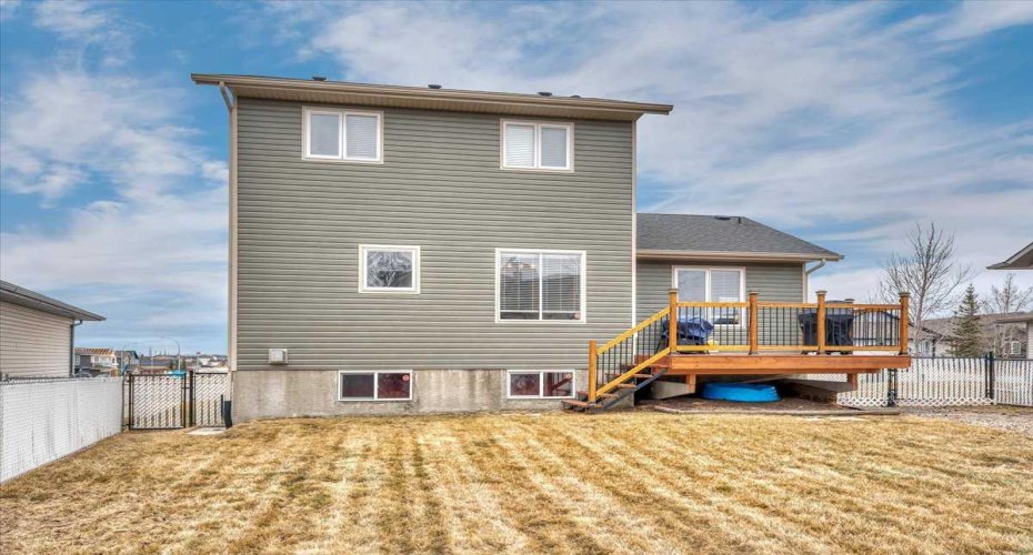 90 Parklane Drive, Strathmore, Alberta T1P 1R2, 3 Bedrooms Bedrooms, ,3 BathroomsBathrooms,Residential,For Sale,Parklane,A2296466
