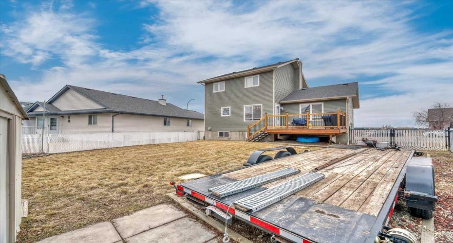 90 Parklane Drive, Strathmore, Alberta T1P 1R2, 3 Bedrooms Bedrooms, ,3 BathroomsBathrooms,Residential,For Sale,Parklane,A2296466