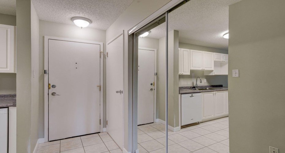 Entrance way into unit