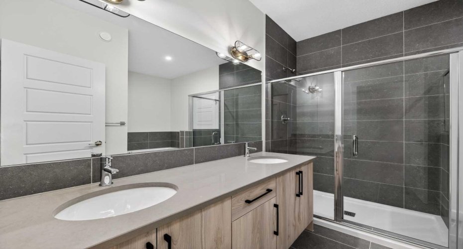 277 Waterford Way, Chestermere, Alberta T1X 2Z6, 2 Bedrooms Bedrooms, ,2 BathroomsBathrooms,Residential,For Sale,Waterford,A2296572