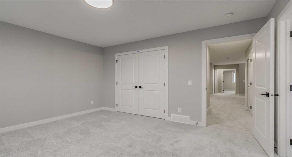 197 Bridgeport Gate, Chestermere, Alberta T1X 3E2, 3 Bedrooms Bedrooms, ,3 BathroomsBathrooms,Residential,For Sale,Bridgeport,A2295337